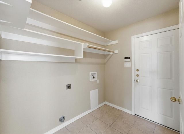 3516 Heatherbrook Drive, Arlington, TX 76001