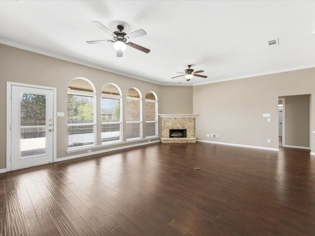 3516 Heatherbrook Drive, Arlington, TX 76001