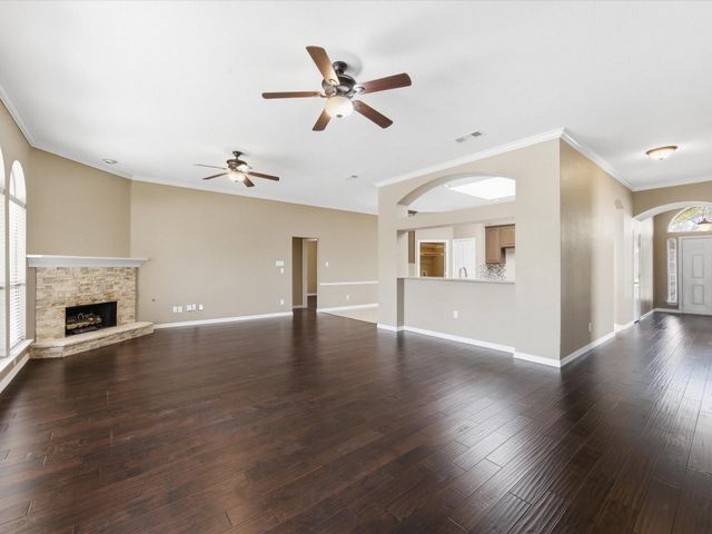 3516 Heatherbrook Drive, Arlington, TX 76001