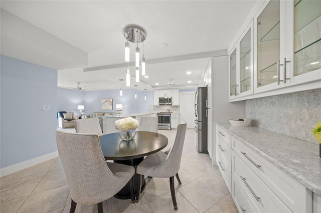 101 WHISPERING SANDS DRIVE 105, Sarasota, FL 34242