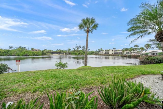 101 WHISPERING SANDS DRIVE 105, Sarasota, FL 34242