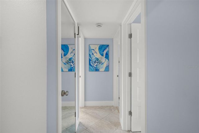 101 WHISPERING SANDS DRIVE 105, Sarasota, FL 34242