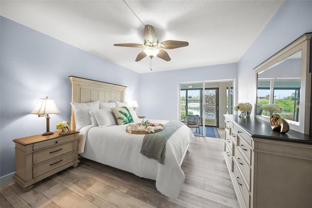 101 WHISPERING SANDS DRIVE 105, Sarasota, FL 34242