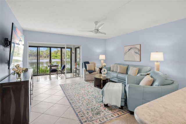 101 WHISPERING SANDS DRIVE 105, Sarasota, FL 34242