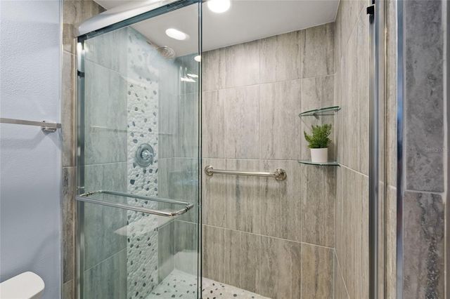 101 WHISPERING SANDS DRIVE 105, Sarasota, FL 34242