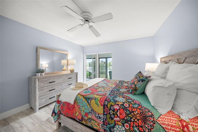 101 WHISPERING SANDS DRIVE 105, Sarasota, FL 34242