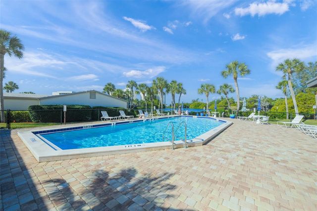 101 WHISPERING SANDS DRIVE 105, Sarasota, FL 34242