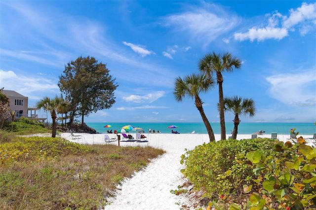 101 WHISPERING SANDS DRIVE 105, Sarasota, FL 34242