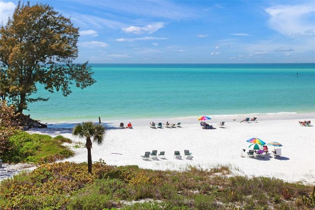 101 WHISPERING SANDS DRIVE 105, Sarasota, FL 34242