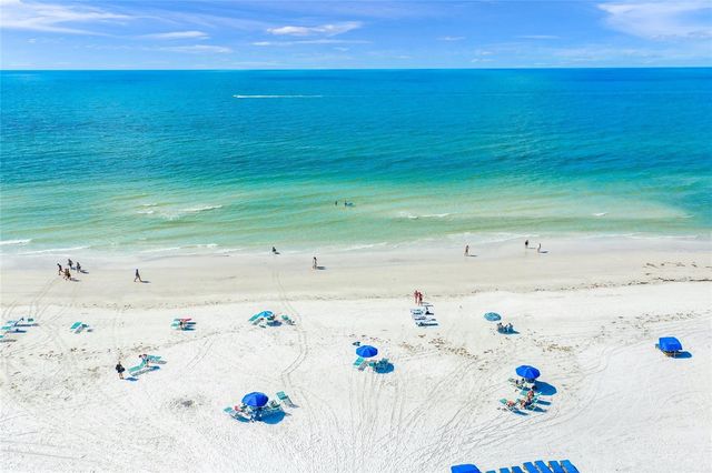 101 WHISPERING SANDS DRIVE 105, Sarasota, FL 34242