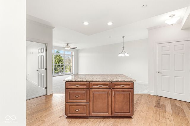 20971 Shoreline Court 410, Noblesville, IN 46062