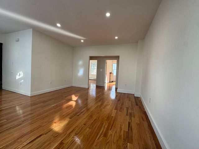 39 Newbury Ave 2, Quincy, MA 02171