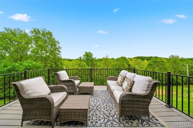 31 Tarpan Circle, Wentzville, MO 63385