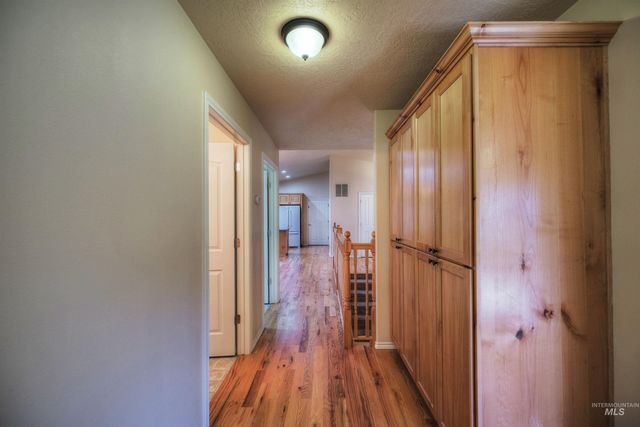 3573 N Rugby Dr., Boise, ID 83704