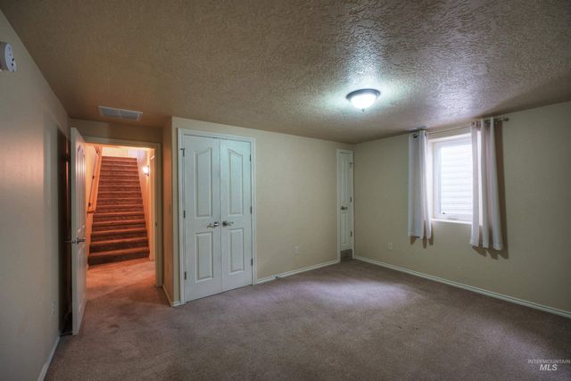 3573 N Rugby Dr., Boise, ID 83704