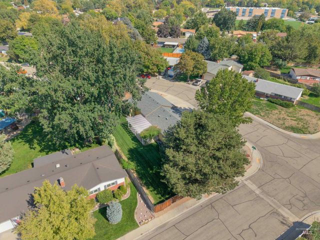 3573 N Rugby Dr., Boise, ID 83704