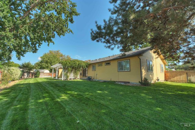 3573 N Rugby Dr., Boise, ID 83704