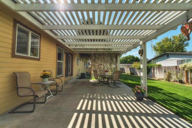 3573 N Rugby Dr., Boise, ID 83704