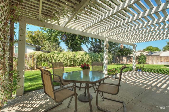 3573 N Rugby Dr., Boise, ID 83704