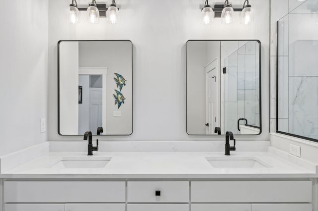 2037 W Lincoln St, Tullahoma, TN 37388