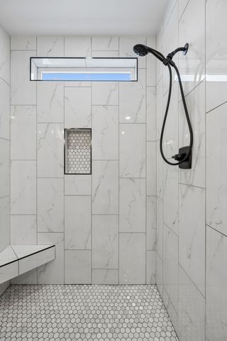 2037 W Lincoln St, Tullahoma, TN 37388