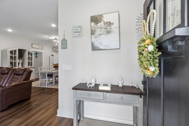 2037 W Lincoln St, Tullahoma, TN 37388