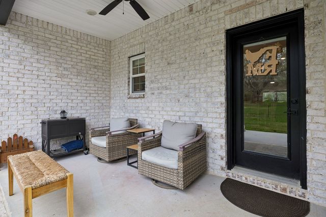 2037 W Lincoln St, Tullahoma, TN 37388