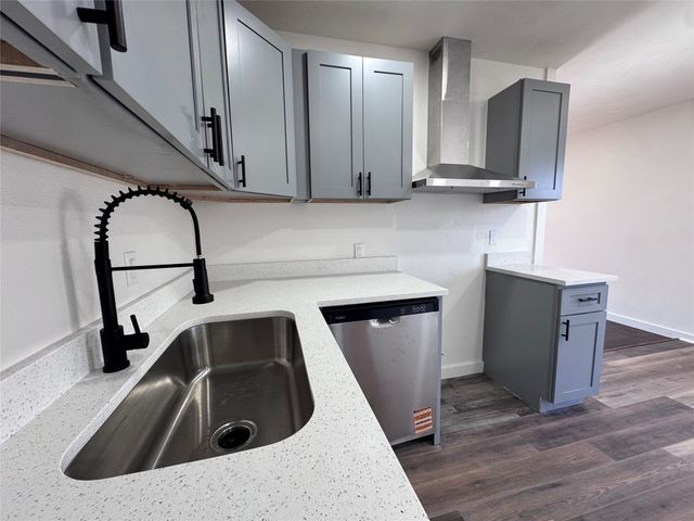 2845 Ruidosa Avenue, Dallas, TX 75228