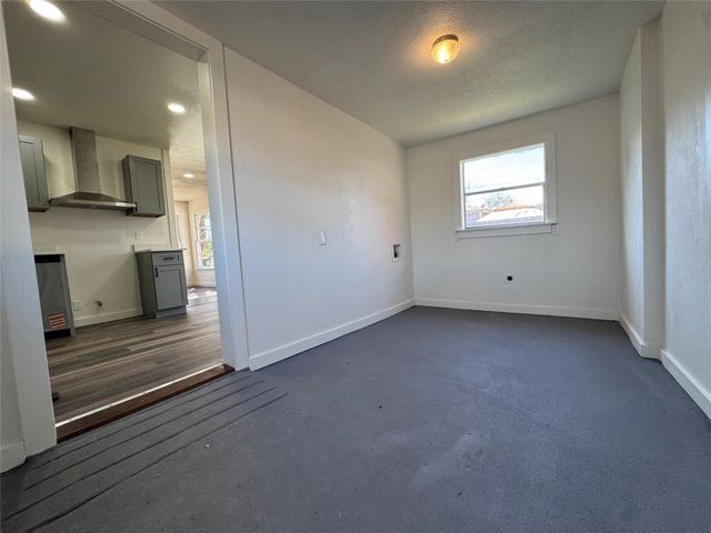 2845 Ruidosa Avenue, Dallas, TX 75228