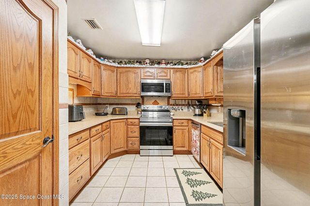 772 Aragon Avenue NE, Palm Bay, FL 32905