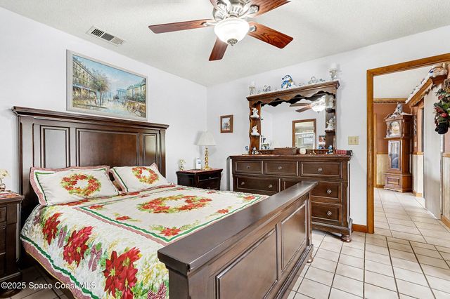 772 Aragon Avenue NE, Palm Bay, FL 32905