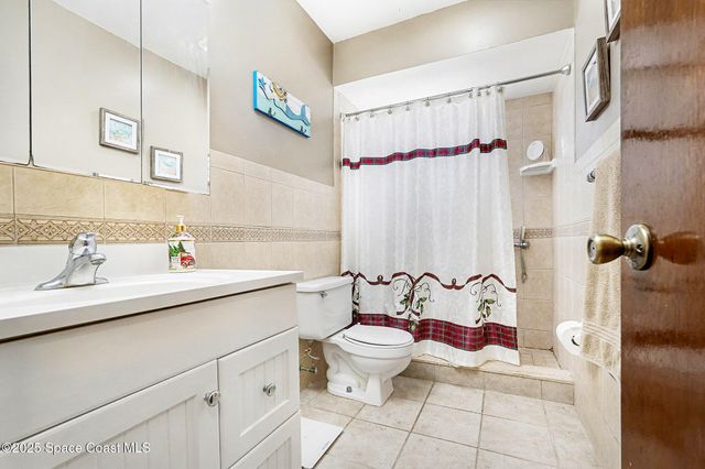 772 Aragon Avenue NE, Palm Bay, FL 32905