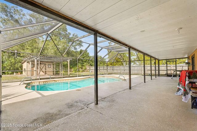 772 Aragon Avenue NE, Palm Bay, FL 32905