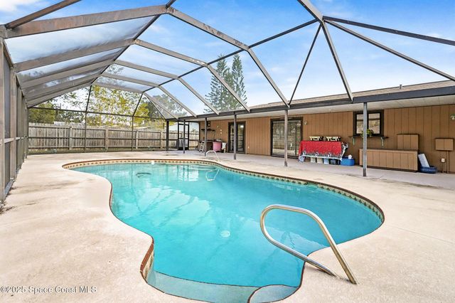 772 Aragon Avenue NE, Palm Bay, FL 32905