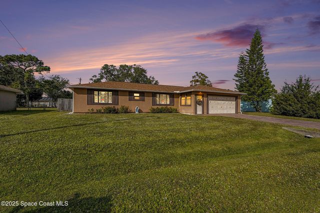 772 Aragon Avenue NE, Palm Bay, FL 32905