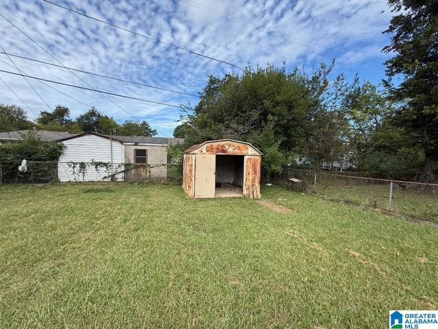 2024 HOLLINS DRIVE, Birmingham, AL 35205