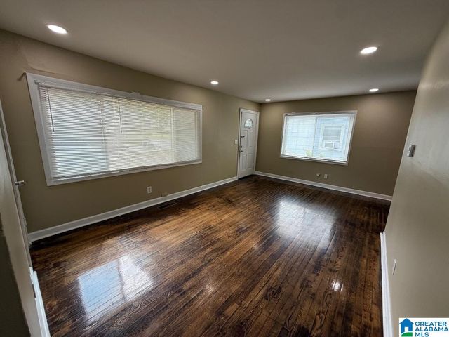 2024 HOLLINS DRIVE, Birmingham, AL 35205