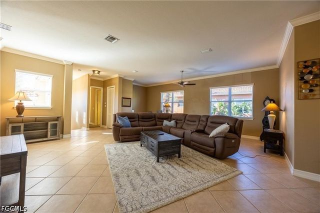 12099 Lucca ST 201, Fort Myers, FL 33966