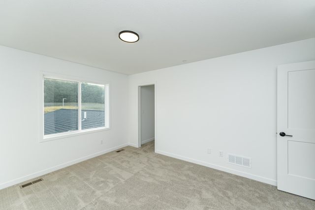 1113 Century Village Lane NE, Rochester, MN 55906