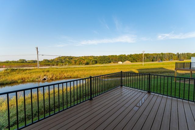 1113 Century Village Lane NE, Rochester, MN 55906