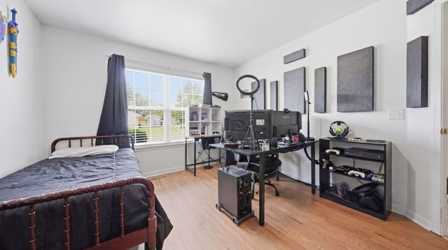 2610 E Moonlight Street, Republic, MO 65738