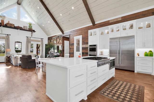 2915 Fm 697, Sherman, TX 75090