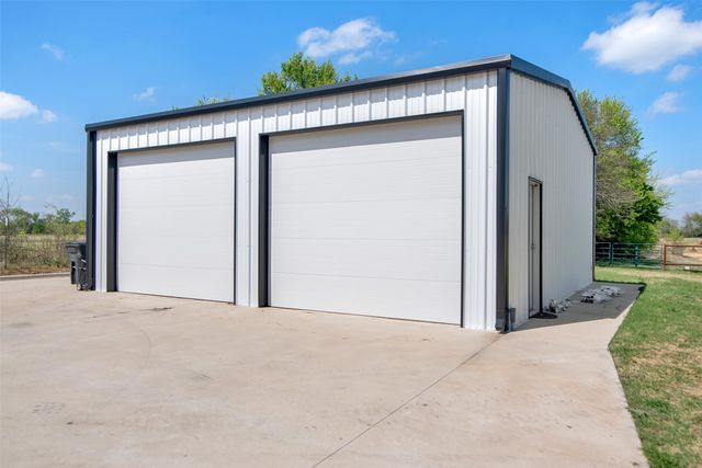 2915 Fm 697, Sherman, TX 75090