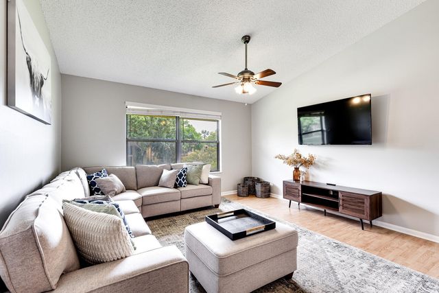 13065 Albright Court 23, Wellington, FL 33414