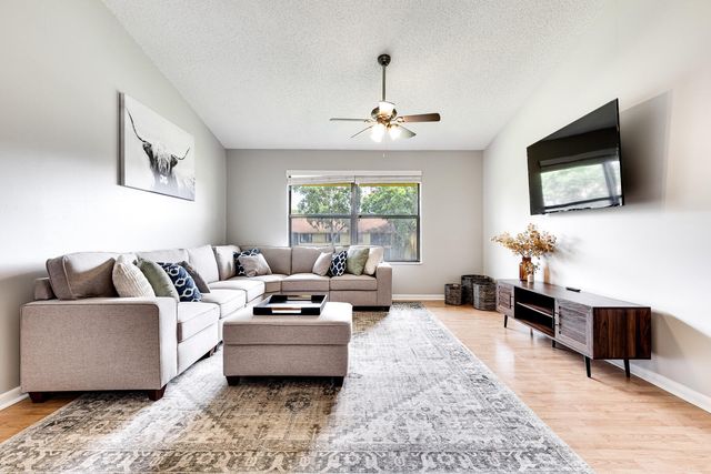 13065 Albright Court 23, Wellington, FL 33414