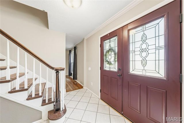 11747 Summerhaven Drive, St Louis, MO 63146