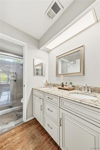 11747 Summerhaven Drive, St Louis, MO 63146