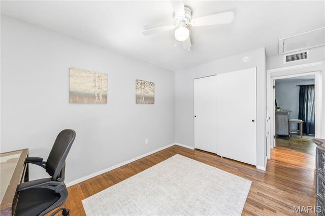 11747 Summerhaven Drive, St Louis, MO 63146