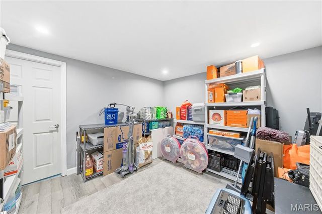 11747 Summerhaven Drive, St Louis, MO 63146