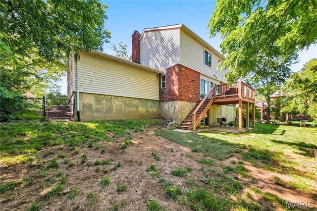 11747 Summerhaven Drive, St Louis, MO 63146